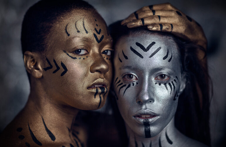 Künstlerisches Bodypainting Shooting professionelle Aufnahme