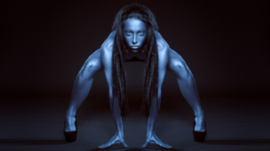 Künstlerisches Bodypainting Shooting professionelle Aufnahme