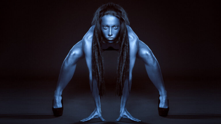 Künstlerisches Bodypainting Shooting professionelle Aufnahme