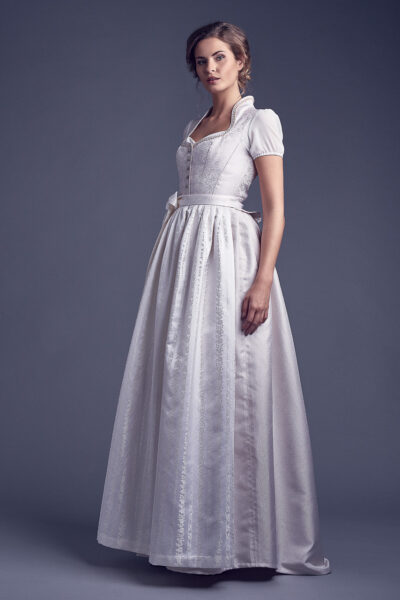 Fashion Lookbook Shooting Dirndl im Studio