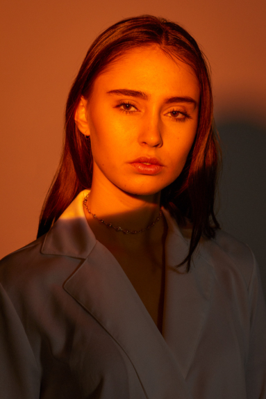 Model Fotoshooting professionell im Studio München