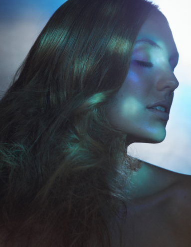 Kreatives Beauty Editorial Shooting Model Studio München