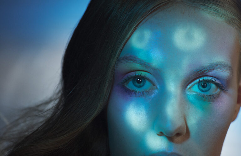 Kreatives Beauty Editorial Shooting Model Studio München