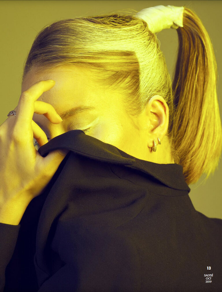 Kreatives Beauty Editorial Shooting Model Studio München