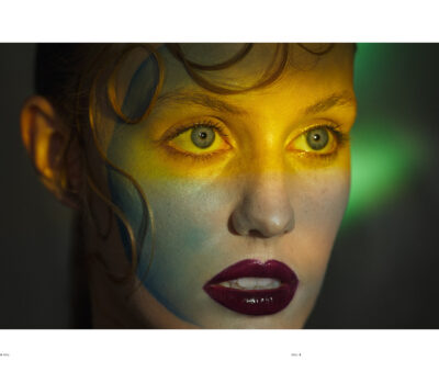 Creative Beauty Editorial Shooting Frau im Studio München