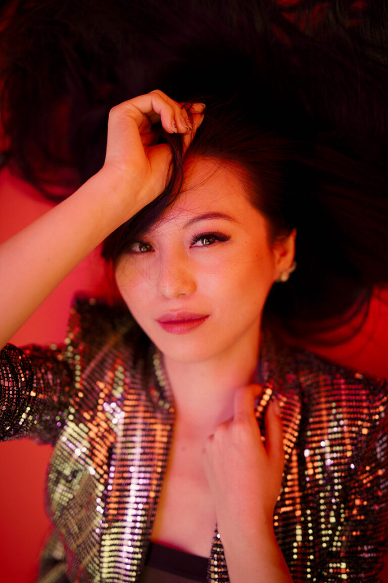 Künstlerische Portraitfotografie München Fotograf Studioaufnahme