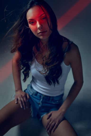 Künstlerisches Modelportrait professionelle Fotografie