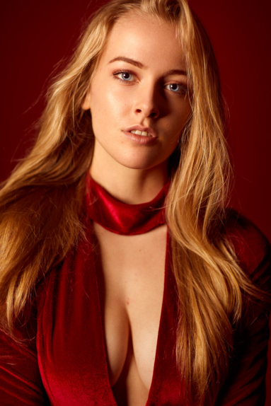 Künstlerisches Modelportrait professionelle Fotografie