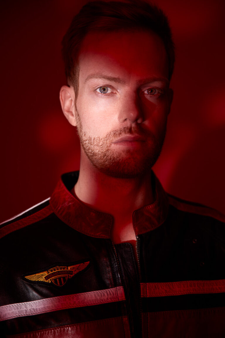 Künstlerisches Portrait Mann kreative Fotografie München