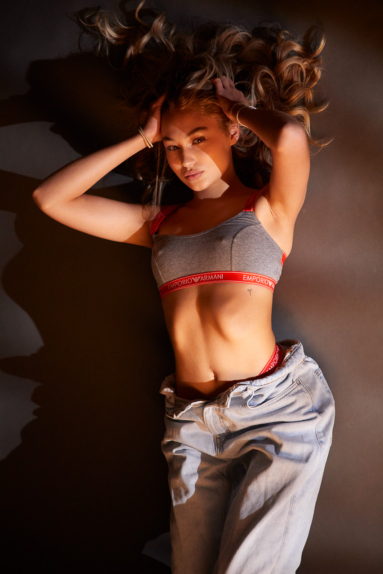 Kreatives Sedcard Portrait New Face Model Shooting