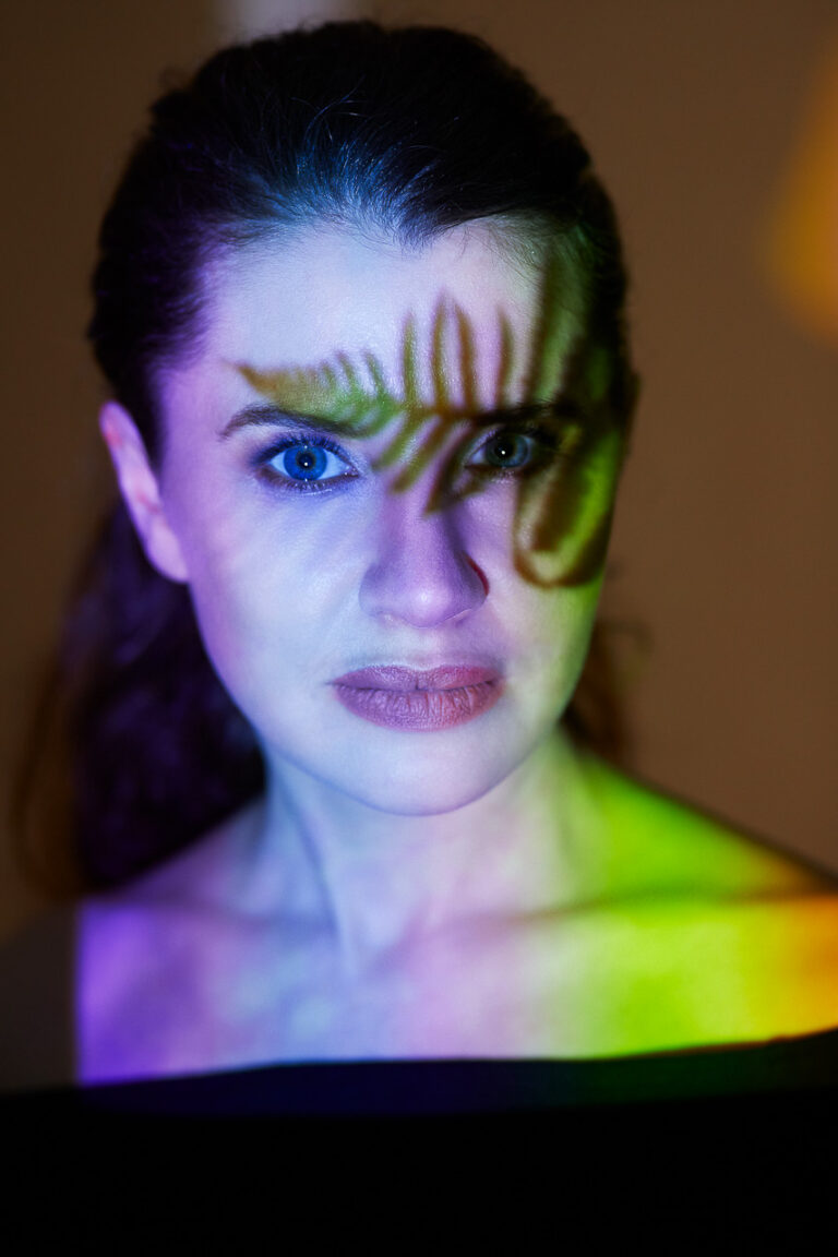 Künstlerisches Portraitfoto kreative Aufnahme