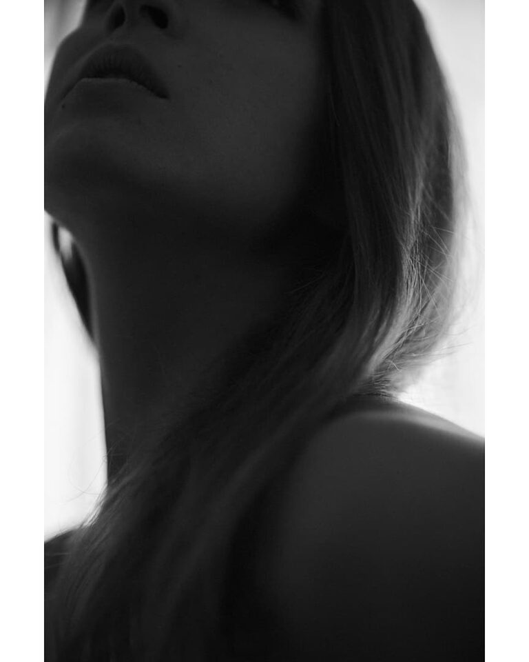 Künstlerisches Fotoshooting professionelle Aufnahme