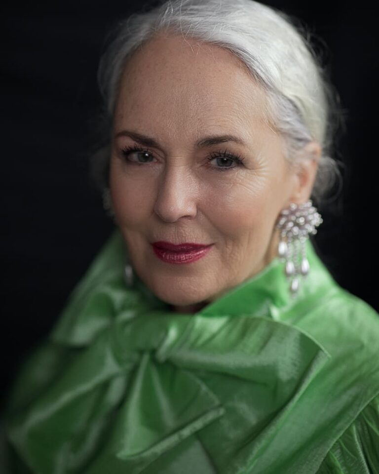 Editorial Fashion Fotoshooting Studio oder On Location