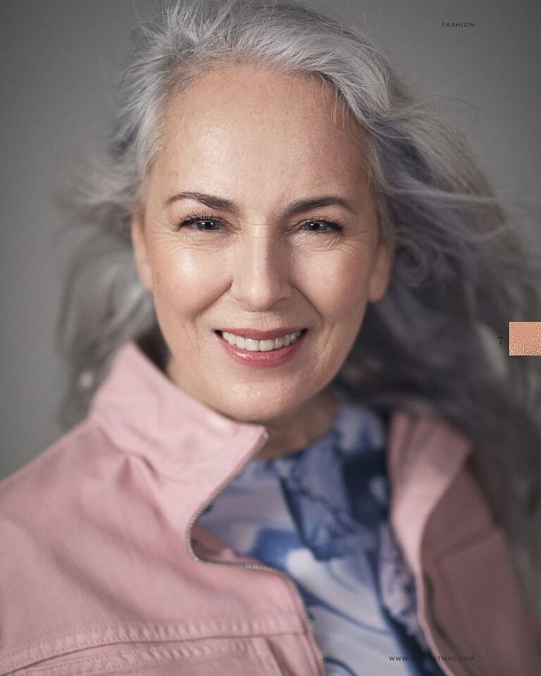 Frau Portrait Studio oder Outdoor, elegante Darstellung