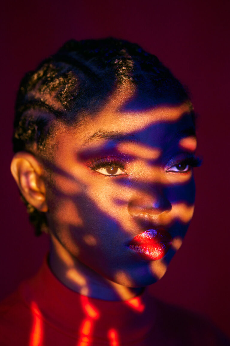 Kreatives Beauty Shoot Editorial Style Studioaufnahme